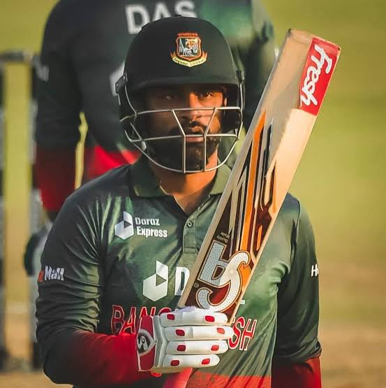 নতুন বছরে কেন্দ্রীয় চুক্তিতে না রাখার অনুরোধ তামিমের