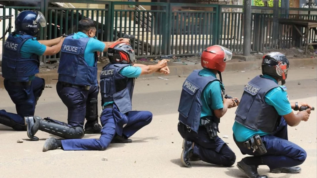জুলাইয়ে মারণাস্ত্র দিয়ে ৩ লাখ ৫ হাজার রাউন্ড গুলি ছোড়া হয়েছিল: ট্রাইব্যুনালে তদন্ত কর্মকর্তা