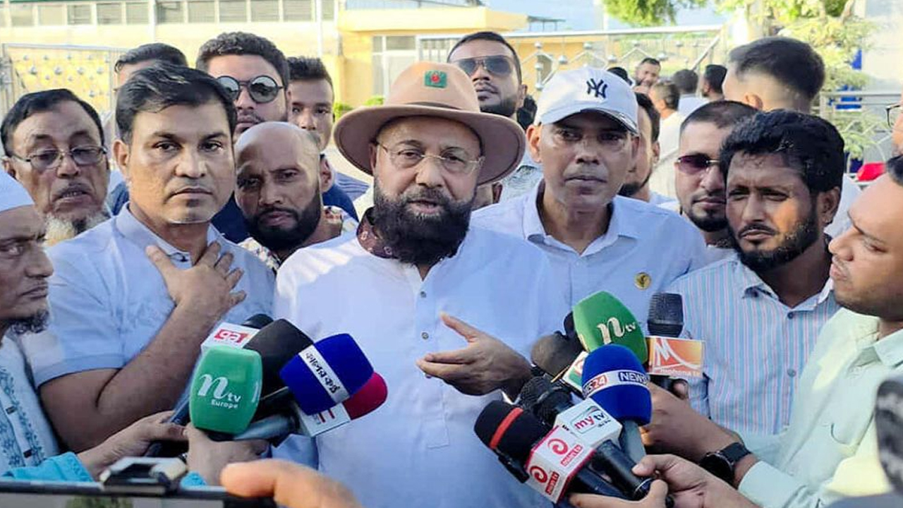 যুক্তরাজ্যে বিএনপির সভাপতি এমএ মালিককে সতর্কবার্তা