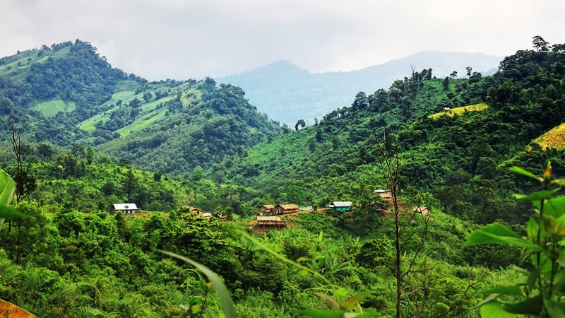 রুমায় সেনাবাহিনীর অভিযানে কেএনএ কমান্ডারসহ নিহত ২, অস্ত্র উদ্ধার
