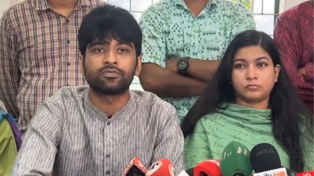 ‘হাসিনাকে ডাকসুর আজীবন সদস্য’ করার প্রস্তাব নিয়ে ইমিকে প্রশ্ন করায় ক্ষেপলেন মেঘমল্লার বসু