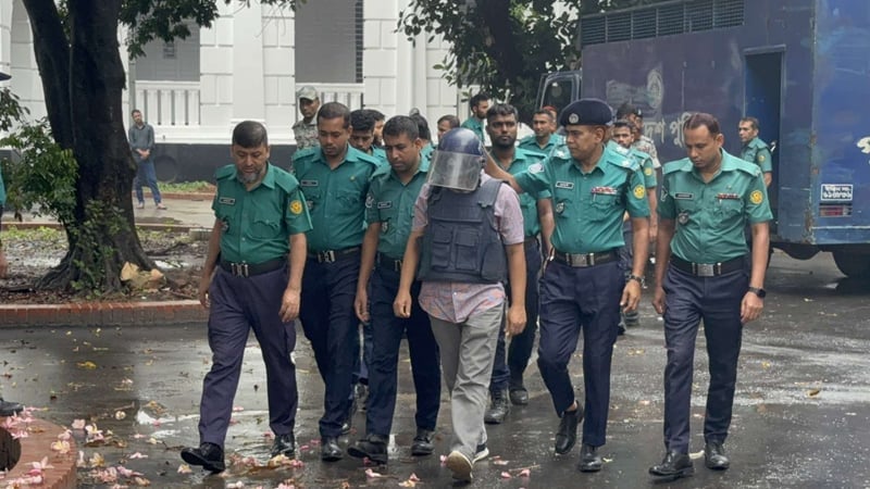 জুলাই গণহত্যার দায় স্বীকার করে রাজসাক্ষী হলেন সাবেক আইজিপি মামুন