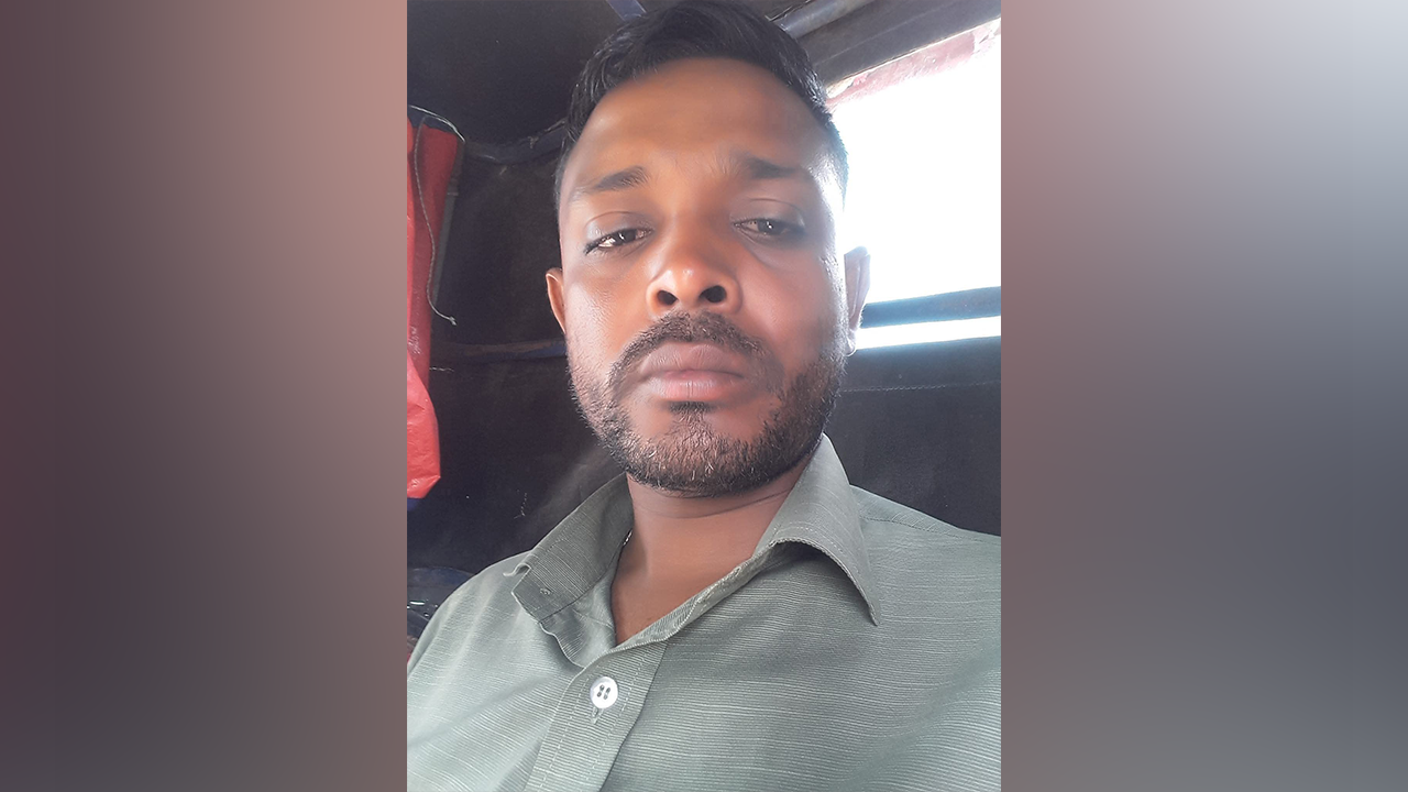 নৌপুলিশের ধাওয়ায় নদীতে ঝাঁপ, তিন দিন পর মিলল রাসেলের লাশ